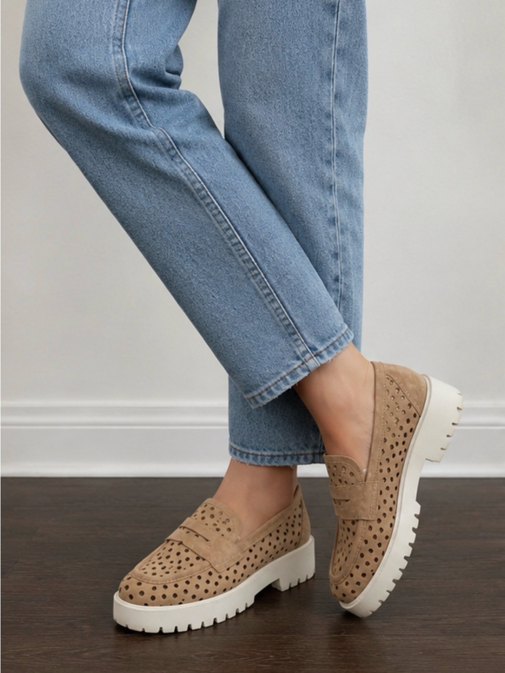La Canadienne Perforated Suede Loafers Platform Shoes Made in Italy Size 39.5